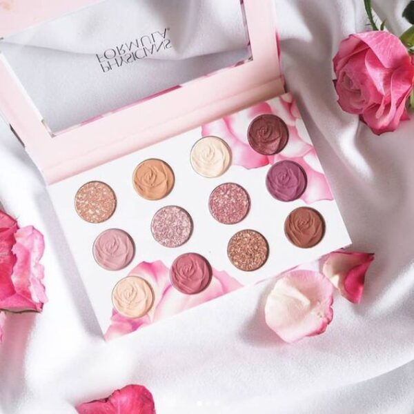 Physicians Formula Rose All Play Eyeshadow Bouquet Roseفزشن فورملا ظلال العيون