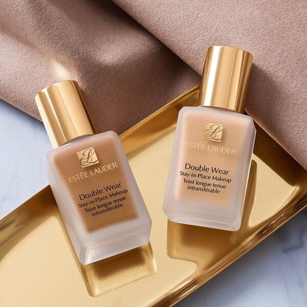 ESTEE LAUDER Double Wear Stay-in-Place Foundation SPF10 إستي لودر دوبل وير ستي انبليس فونديشن