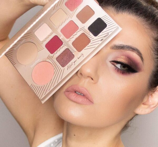 AFFECT SECRET BEAUTY Make up palette افيكت سكريت بيوتي. علبة ظلال متكاملة