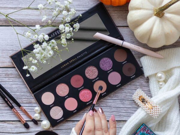 AFFECT LUNAR EYESHADOW PALETTE ايفكت لوحة ظلال عيون