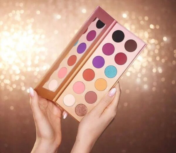 AFFECT IN THE SPOT LIGHT EYESHADOW PALETTE أفيكت ان ذا سبوت لايت لوحة ظلال العيون