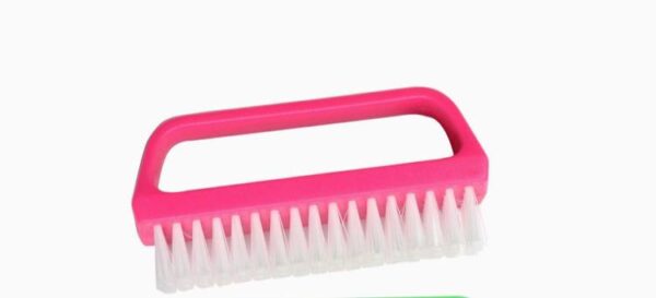 ELLY NAIL BRUSH فرشاة العناية والتنظيف باالاظافر ايلي