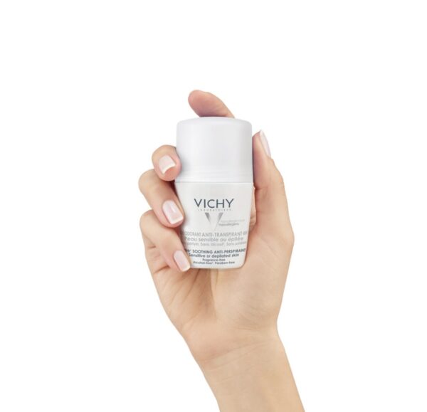 VICHY DEODORANT SENSAITIVE SKIN 48 ANTI PERSPIRANT فيچي مزيل تعرق