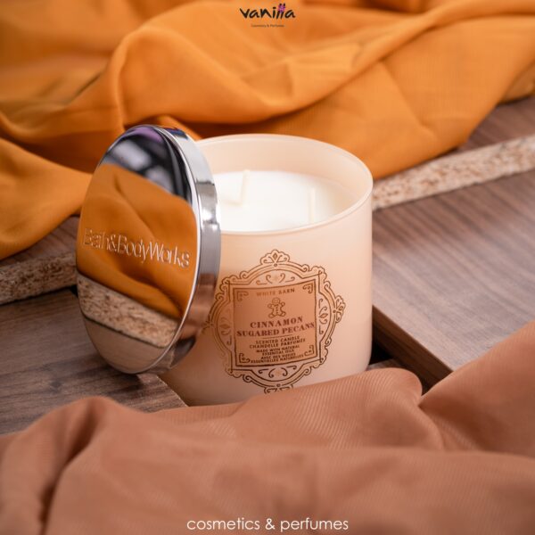 BATH BODY WORKS CINNAMON SUGARED PECANS CANDLE شموع معطر