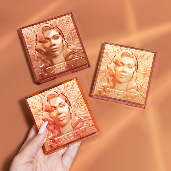 Huda Beauty Mini Glow Obsessions Highlighter Face Palette هدى بيوتي اضائة للوجه