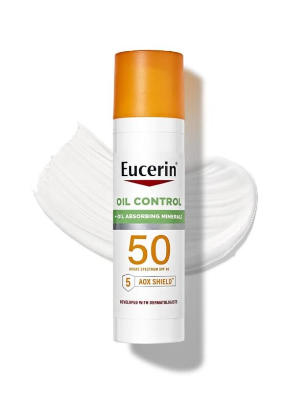 Eucerin Sun Oil Control SPF 50 Face Sunscreen Lotion يوسرين واقي حماية من الشمس للتحكم بالدهون