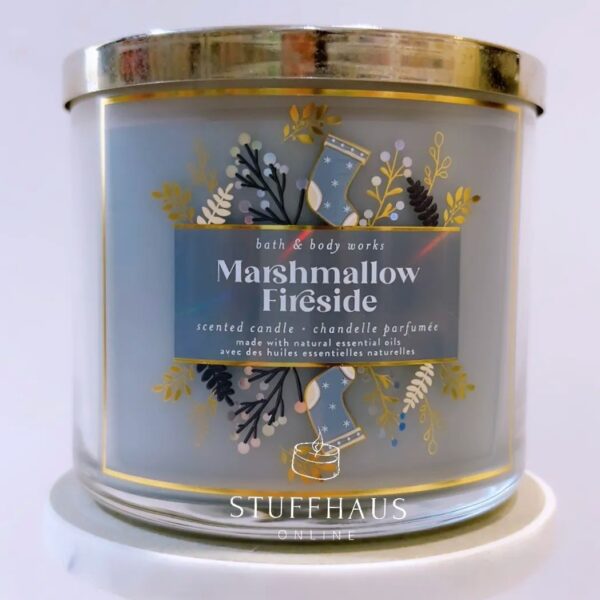 Bath and body works marshmallow fireside شموع معطرة