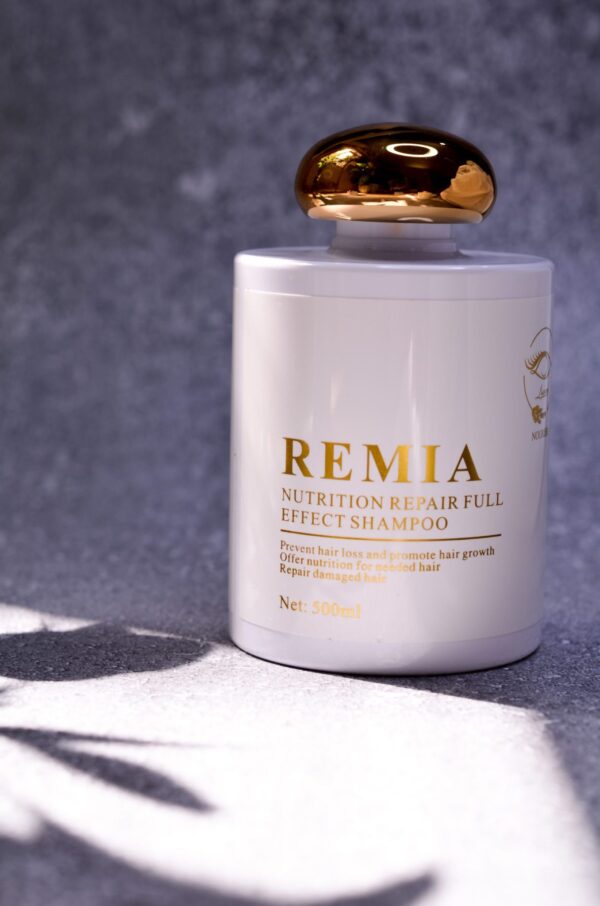 REMIA SHAMPOO 500ml شامبو مغذي للشعر