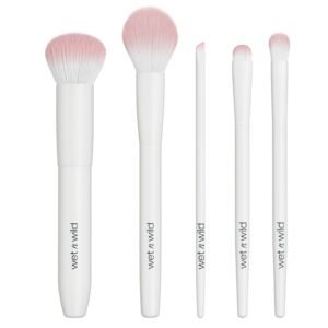 WET N WILD BRUSHES فرش مكياج مفردة بأحجام مختلفة