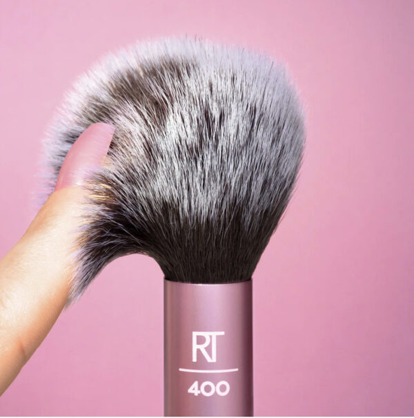 Real techniques Ultra Plush Blush Makeup Brush 400 ريل تكنيك بلاش برش