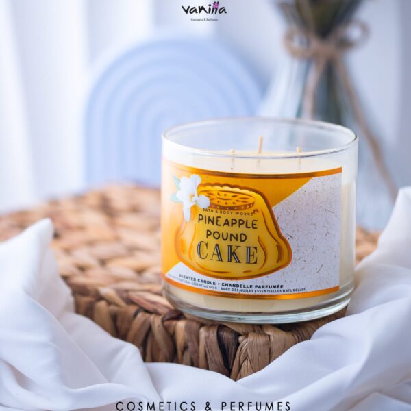 Bath & Body Works, pineapple pound cake 3-Wick Candle, شموع معطرة