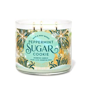 BATH AND BODY WORKS Peppermint Sugar Cookie 3-Wick Candle, شموع معطرة