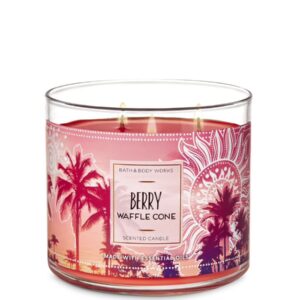 BATH AND BODY WORKS Berry waffle cone 3-Wick Candle, شموع معطرة