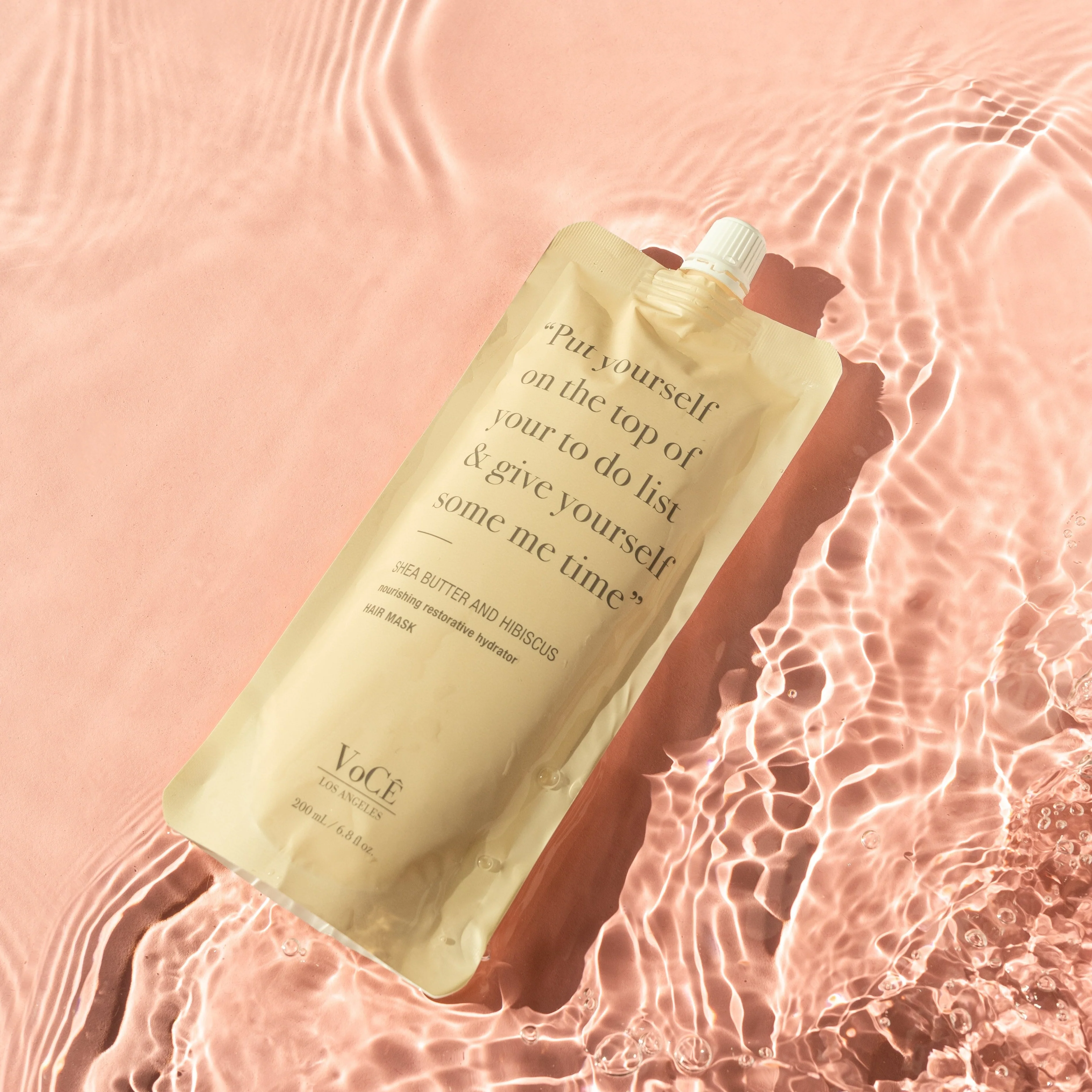 VOCÊ HAIRCARE  Shea Butter and Hibiscus Mask قناع زبدة الشيا والكركديه