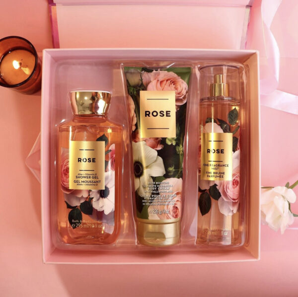 Bath & Body Works Rose Fragrance Set باث اند بادي سيت العناية بالجسم
