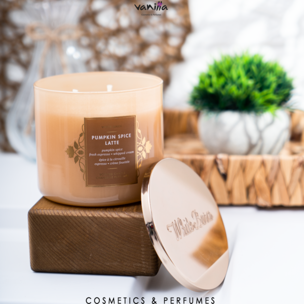 Bath & body works pumpkin spice latte candle, باث اند بدي وركس شموع معطر