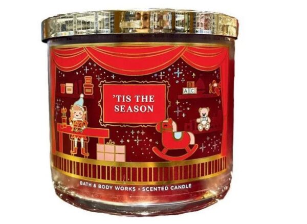 Bath & body works Tis the season candle, باث اند بدي وركس شموع معطر