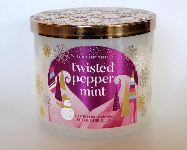 Bath & body works Twisted peppermint candle, باث اند بدي وركس شموع معطر