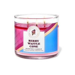 BATH AND BODY WORKS Berry Waffle Cone candle, باث اند بدي وركس شموع معطر