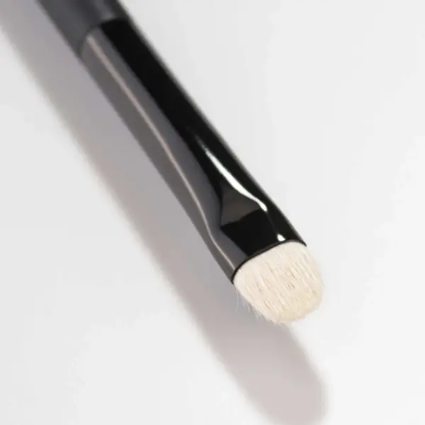 ARTDECO EYESHADOW BRUSH فرشاة لدمج شدو العين