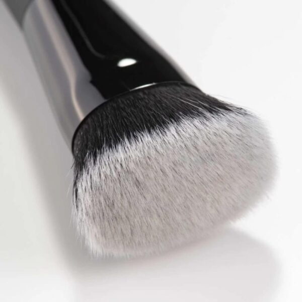 Artdeco CONTOURING BRUSH PREMIUM QUALITY ارتديكو فرشاة تحديد الوجه ذات جودة عالية