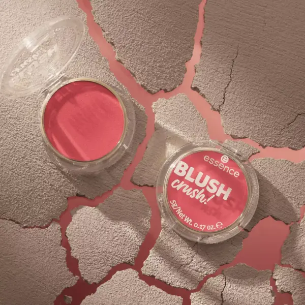 ESSENCE BLUSH crush أسنس أحمر خدود باودر