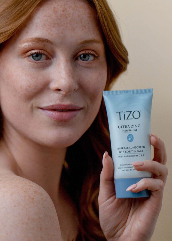 TIZO Ultra Zinc Mineral Sunscreen Body & Face 40SPF Non-Tinted تايزو واقي شفاف للوجه والجسم