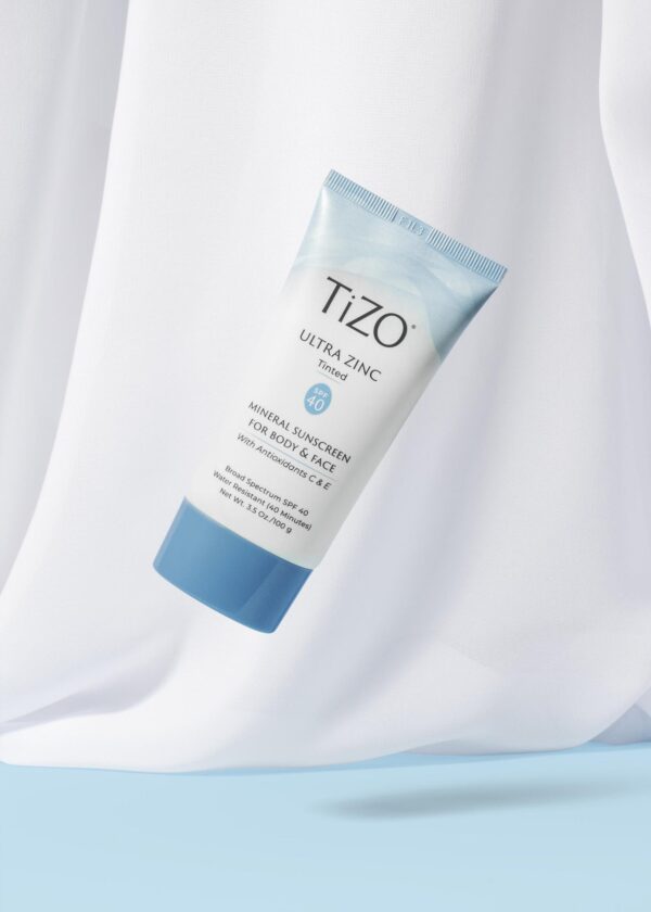 TIZO Ultra Zinc Mineral Sunscreen Body & Face 40SPF Tinted تايزو واقي شفاف للوجه والجسم