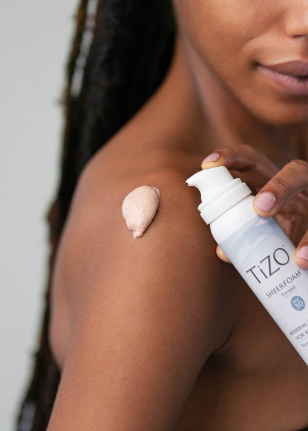 TIZO SheerFoam Mineral Sunscreen Body & Face 30SPF Tinted تايزو واقي شمس فوم شفاف للوجه والجسم