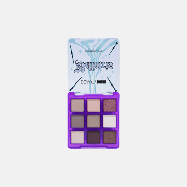 Beauty Bomb Eyeshadow palette Bellatris