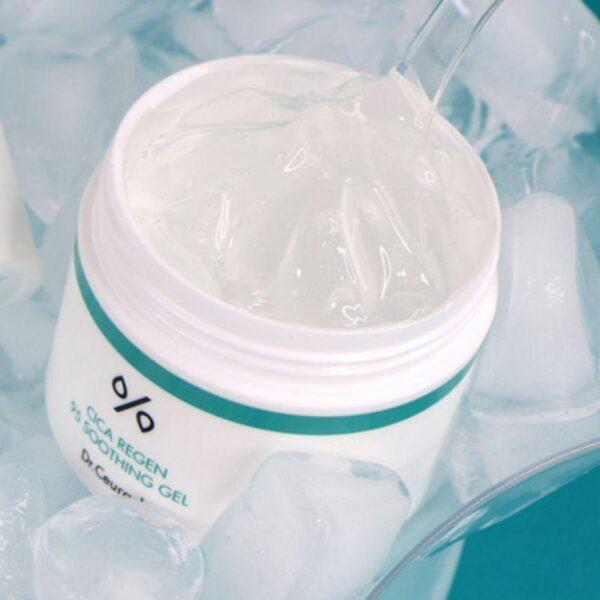 DR. CEURACLE CICA REGEN 95 SOOTHING GEL (110G) جل مهدئ للبشرة