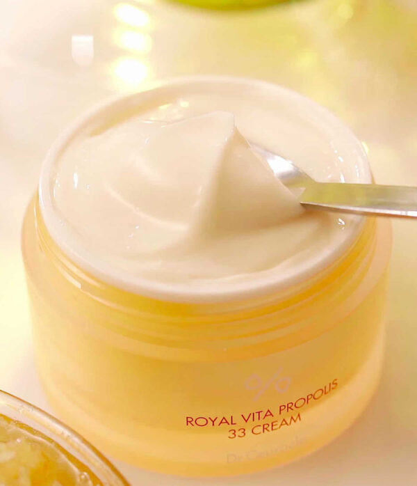 Dr. Ceuracle Royal Vita Propolis 33 Cream 50g كريم رويال فيتا بروبوليس 33