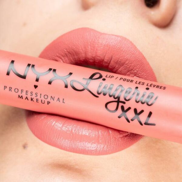 NYX LIP LINGERIE XXL MATTE LIQUID LIPSTICK نيكس احمر شفاه مات