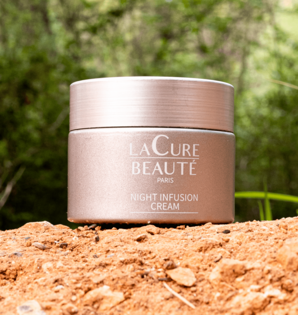 La Cure Beauté Night Infusion Cream 50ml كريم ليلي مغذي للبشرة