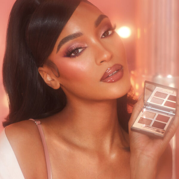 CHARLOTTE TILBURY LUXURY PALETTE PILLOW TALK DREAMS شارلوت تيلبوري ظلال العيون الفاخر