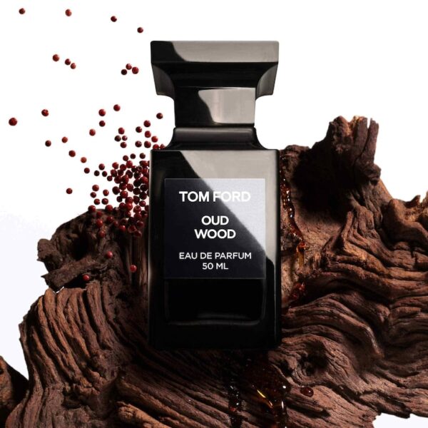 TOM FORD OUD WOOD EAU DE PARFUM 50 ML توم فورد عطر للرجال خشبي عود