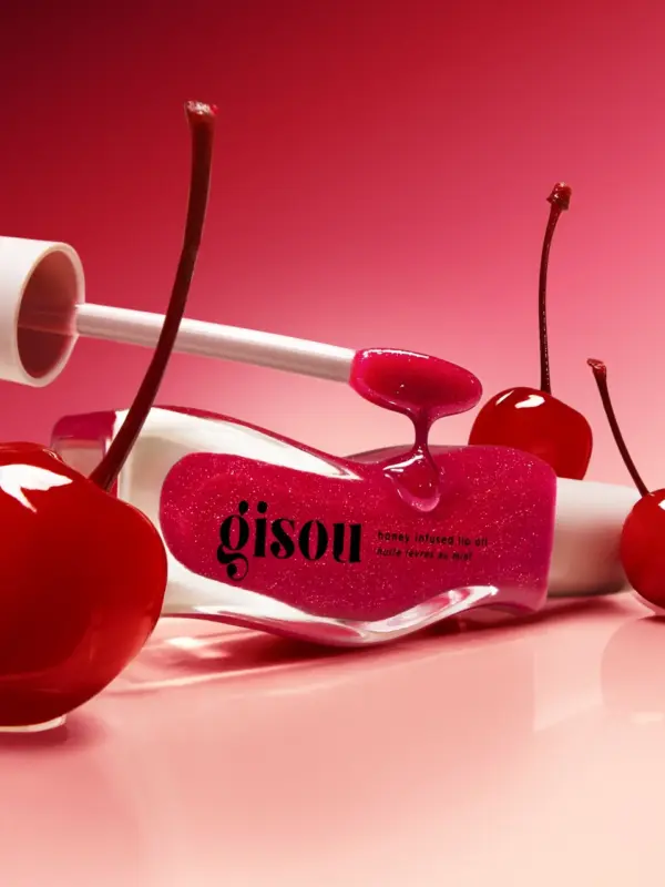 GISOU, Lip Oil Tinted CHERRY ON THE CAKE جيسو زيت الشفاه الملون