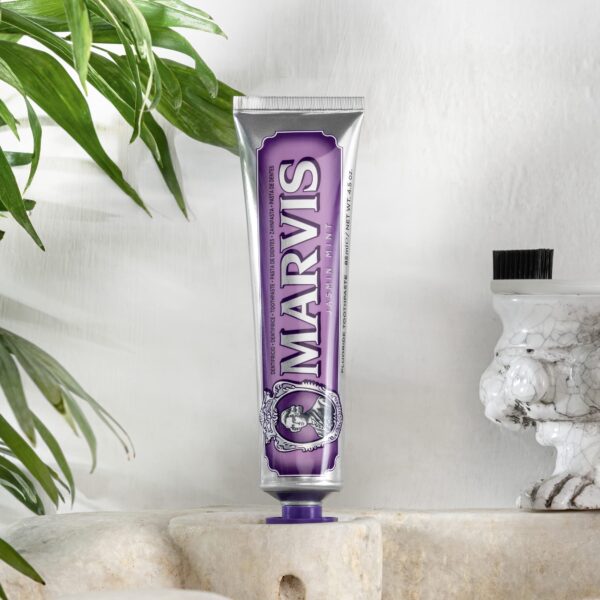 Marvis Jasmin Mint Toothpaste With Xylitol - 85ml معجون اسنان