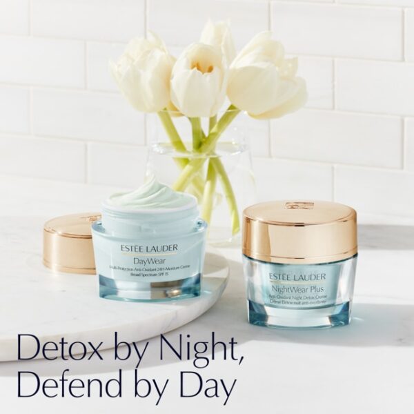 Estée Lauder NightWear Plus Moisturizer Anti-Oxidant Night Detox Creme مرطب نايت وير بلس كريم التخلص من السموم الليلي المضاد للأكسدة