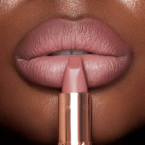 CHARLOTTE TILBURY MATTE REVOLUTION PILLOW TALK تشارلوت احمر شفاه مات