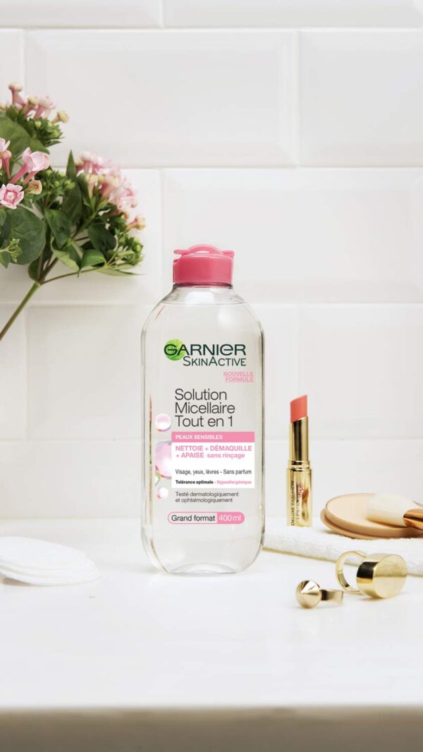 Garnier Skin Active All-In-1 Micellar Solution for Sensitive Skin Large Format 400 ml غارنييه سكين أكتيف محلول ميسيلار الكل في 1 للبشرة الحساسة