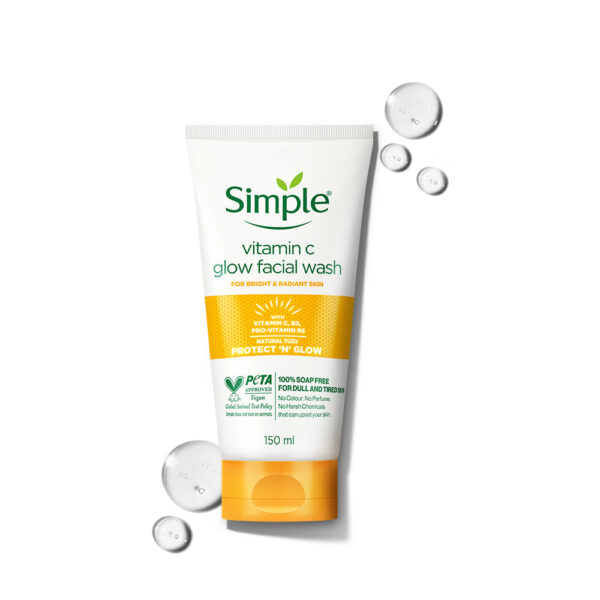 SIMPLE Vitamin C Glow Facial Wash 150ml غسول الوجه المتوهج بفيتامين سي