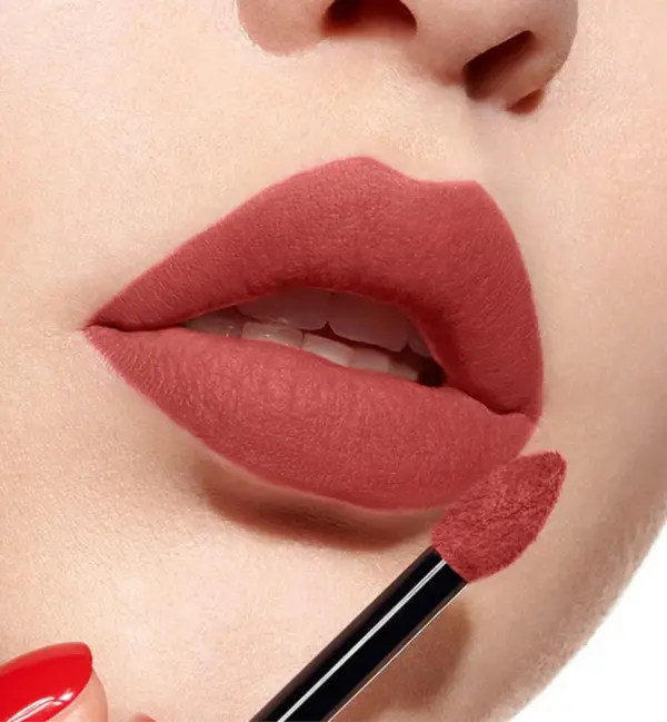 ROUGE DIOR FOREVER LIQUID LIPSTICK 720 ديور احمر شفاه فوريفر ليكود