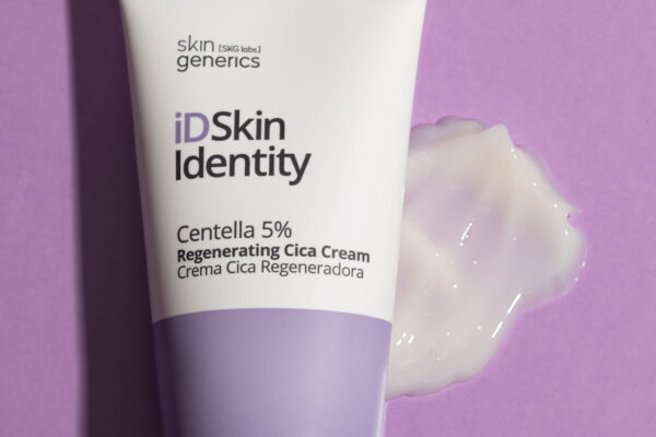 SKIN GENERICS ID SKIN IDENTITY Cica Regenerating Cream كريم مجدد للبشرة بالسينتيلا