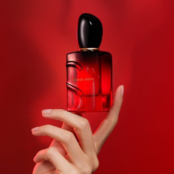 Sì Passione Intense Giorgio Armani for women ارماني سي باشن عطر للنساء