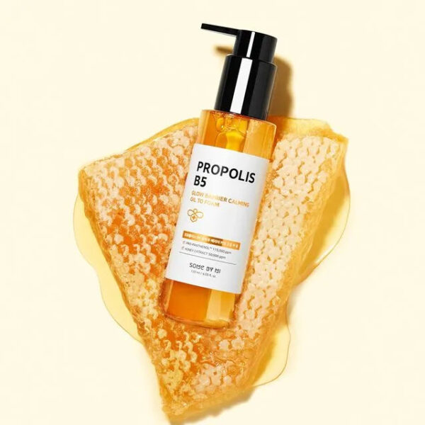 SOME BY MI Propolis B5 Glow Barrier Calming Oil To Foam 120ml زيت مهدئ للحاجز المتوهج من سوم باي ميفي - Image 2