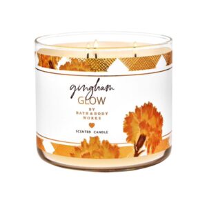 BATH AND BODY WORKS  Gingham Glow 3-Wick Candle شموع معطرة