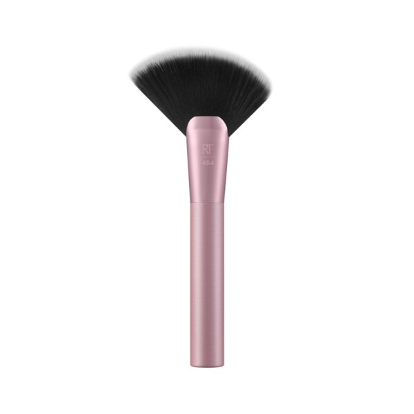 REAL TECHNIQUES Extra Big Finishing Brush 454 ريل تكنيك فرشاة للوجه بالحجم الكبير
