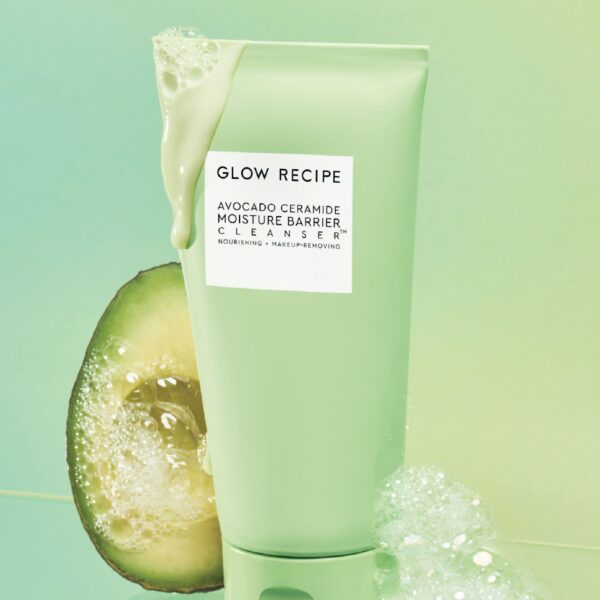 Glow Recipe Avocado Ceramide Moisture Barrier Cleanser 150ml منظف ​ومقوي لحاجز الرطوبة - Image 2