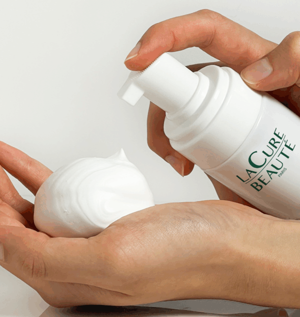 LA CURE BEAUTÉ Gentle Cleansing Foam 150ml رغوة التنظيف اللطيفة - Image 2